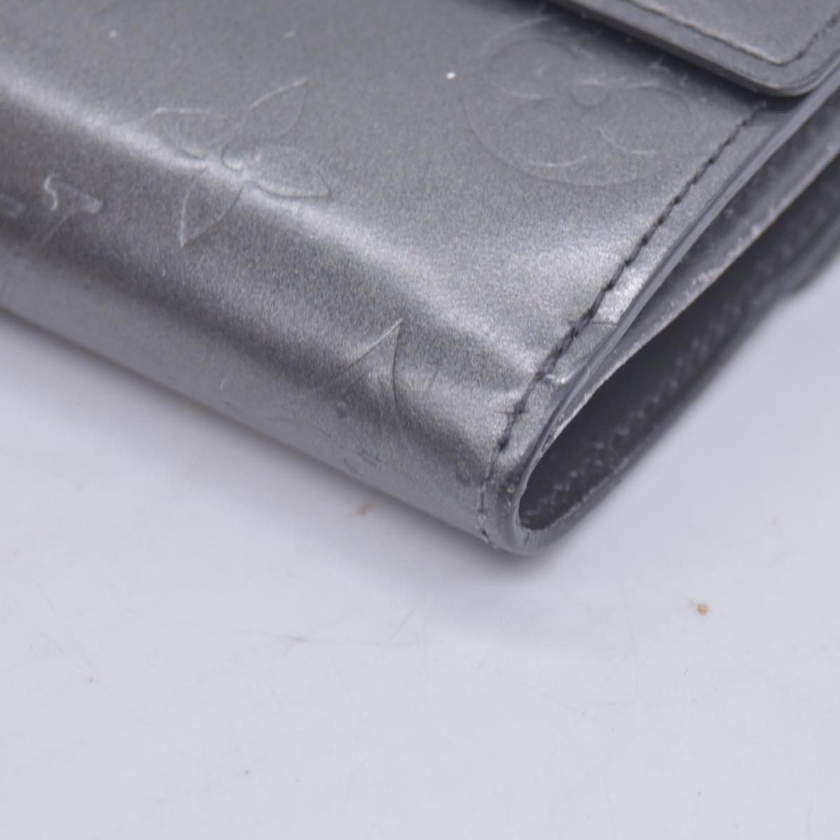 $605 2003 Louis Vuitton Metallic Matt Vernis Compact Wallet Grey TH0033 CONSIGNMENT 10020918