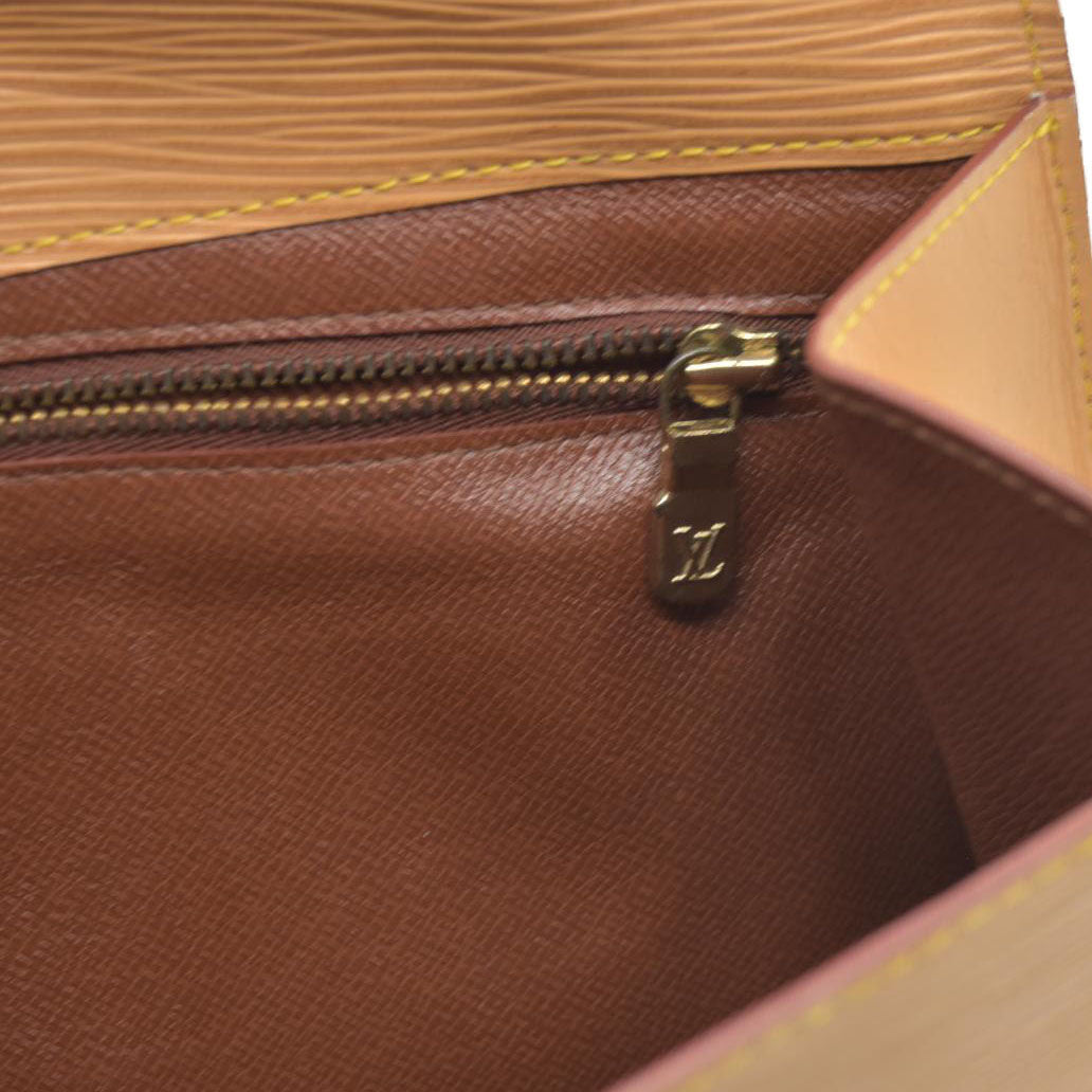 Louis Vuitton Epi Leather Clutch 874 VI