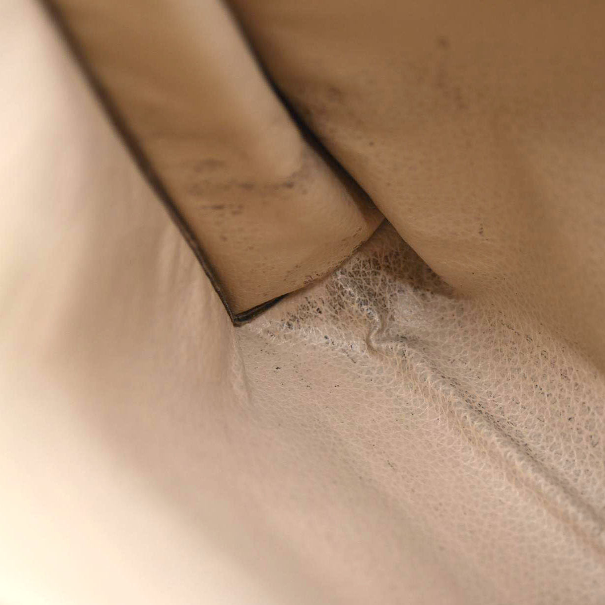 Louis Vuitton  Monogram Toiletry Pouch 26