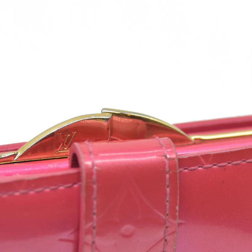 AUCTION $935 Louis Vuitton LV Monogram Vernis Patent Leather French Purse