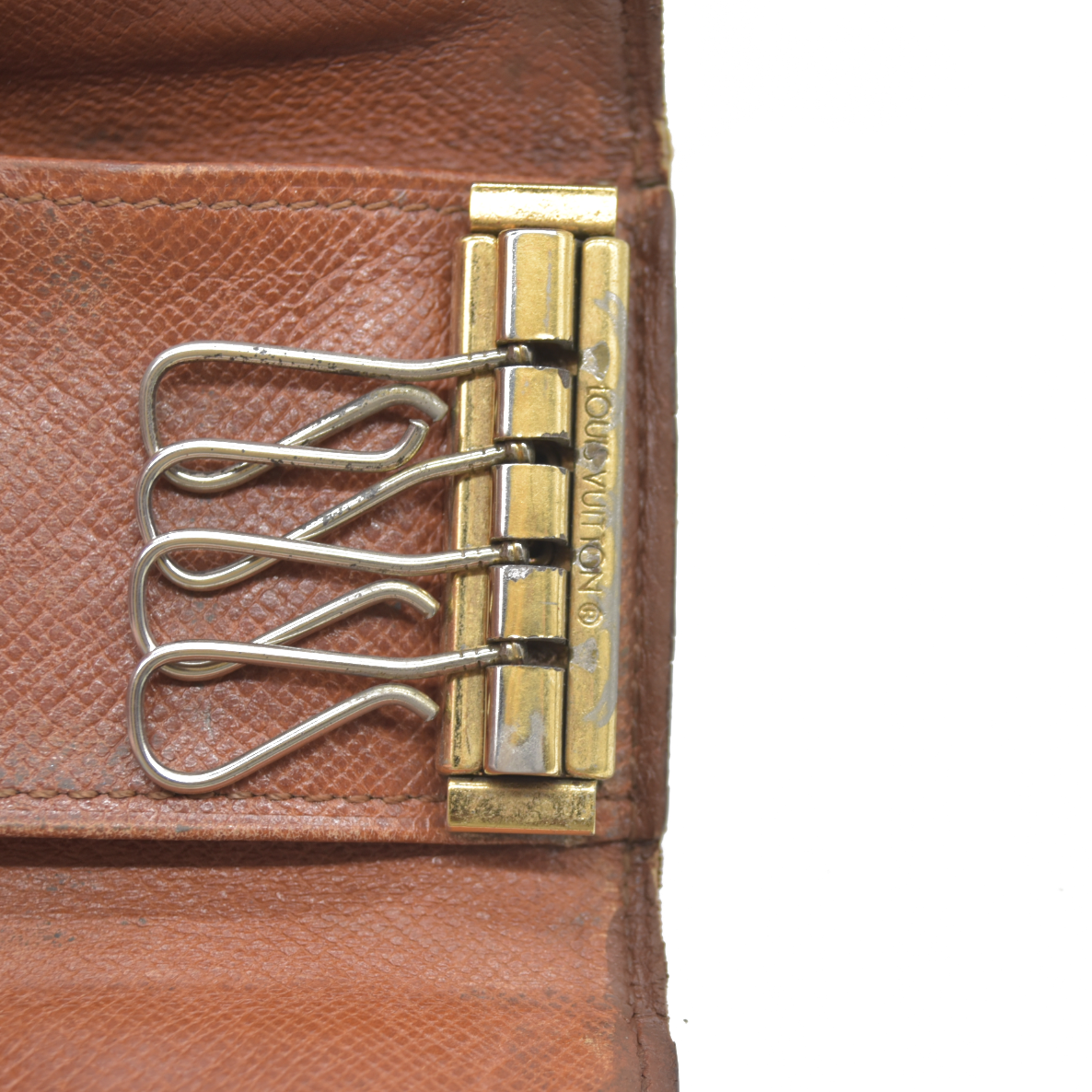 $295 Louis Vuitton Monogram Multiples 4 Ring Key Holder MI0954 1994 CONSIGNMENT