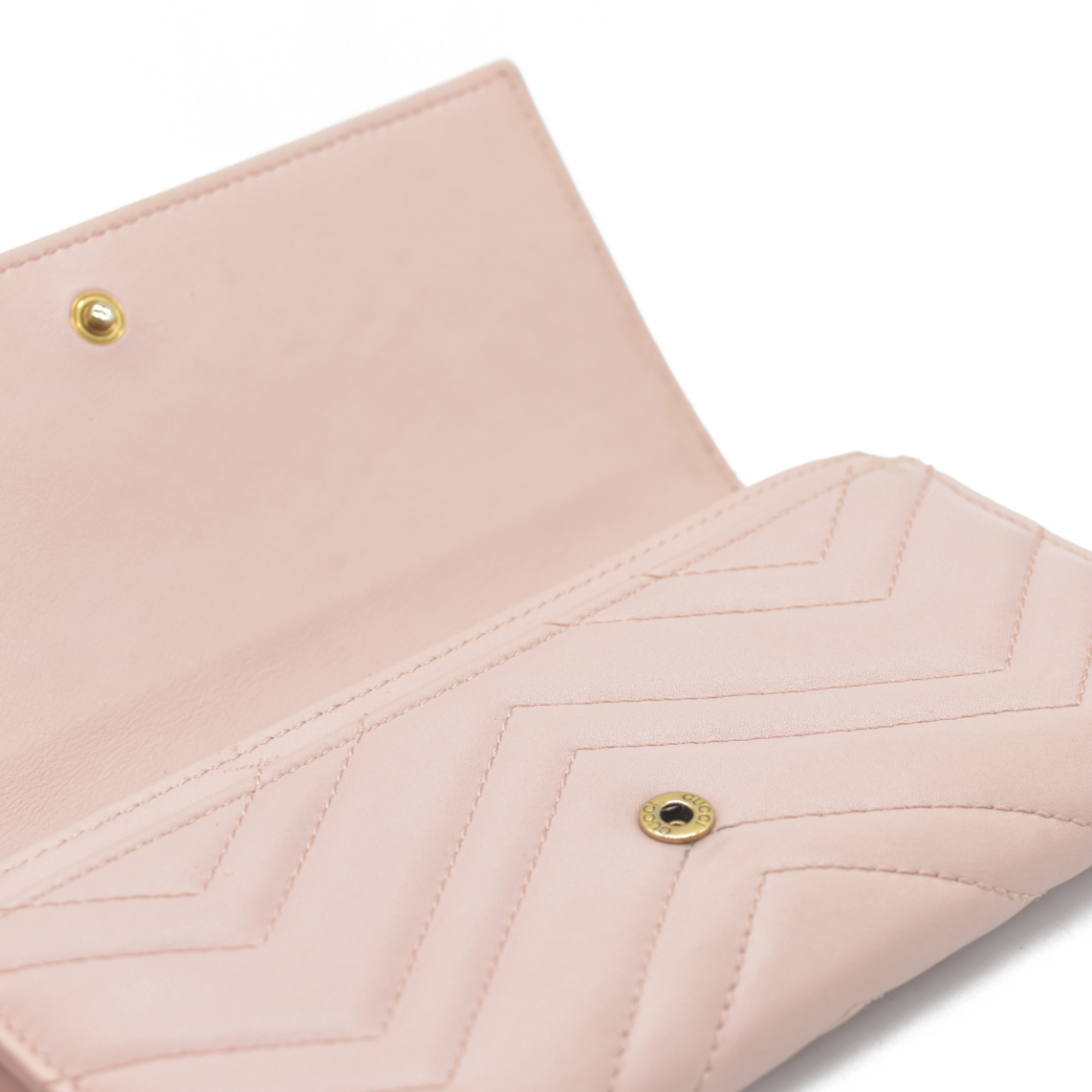 $900  Gucci GG Marmont Continental Wallet Pink Rose CONSIGNMENT