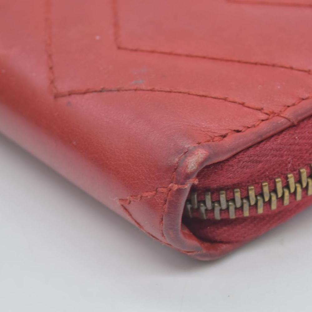 $830 Gucci Calfskin Matelasse GG Marmont Zip Around Wallet Hibiscus Red CONSIGNMENT