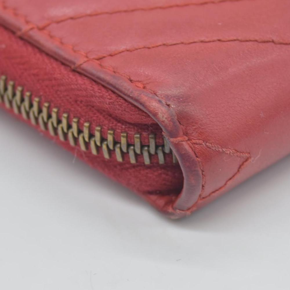 $830 Gucci Calfskin Matelasse GG Marmont Zip Around Wallet Hibiscus Red CONSIGNMENT