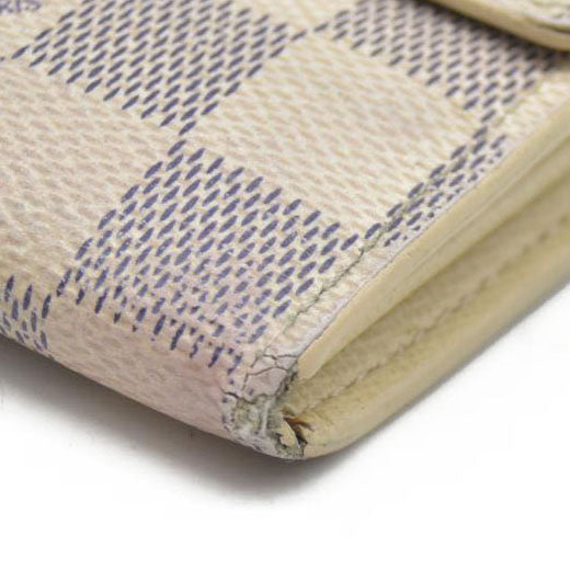 AUCTION $720 Louis Vuitton 2008 Damier Azur Pattern Sarah Wallet