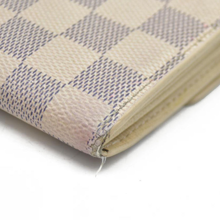 AUCTION $720 Louis Vuitton 2008 Damier Azur Pattern Sarah Wallet