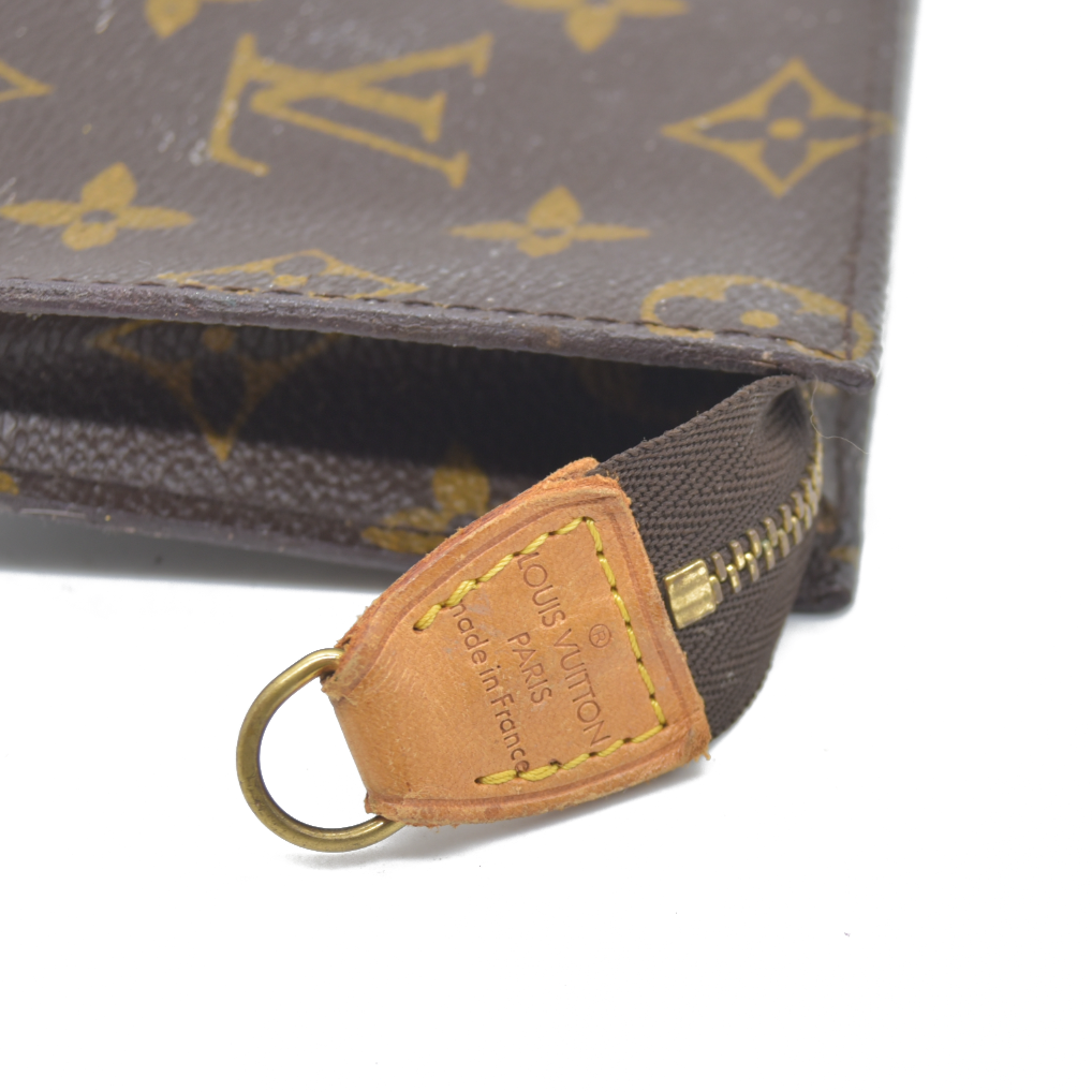 $525 Louis Vuitton Monogram Bucket 23 Pouch CONSIGNMENT