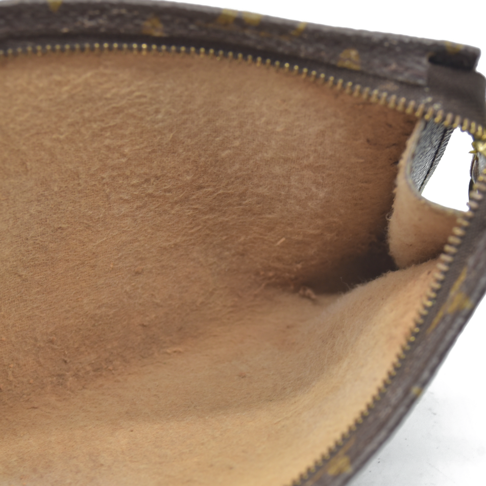 $525 Louis Vuitton Monogram Bucket 23 Pouch CONSIGNMENT