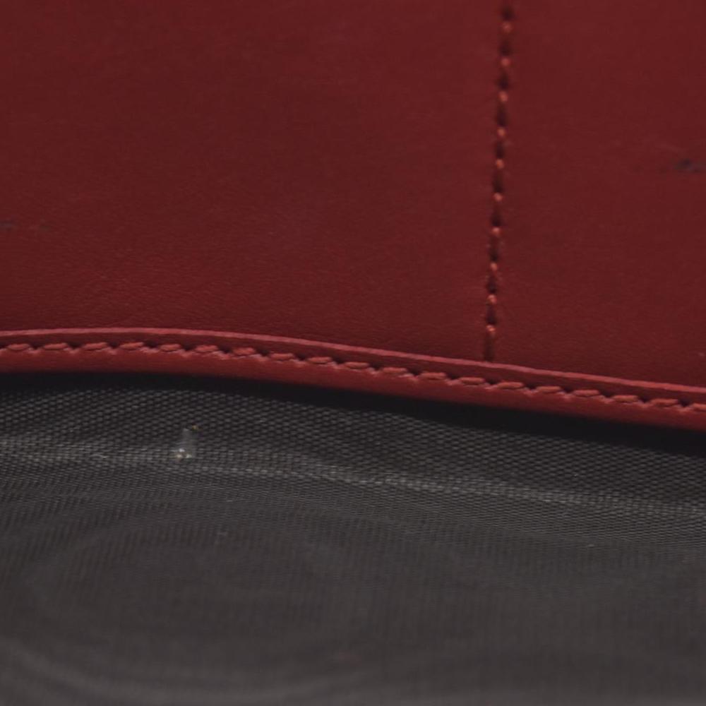 $830 Gucci Calfskin Matelasse GG Marmont Zip Around Wallet Hibiscus Red CONSIGNMENT