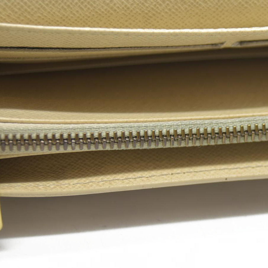 AUCTION $720 Louis Vuitton 2008 Damier Azur Pattern Sarah Wallet