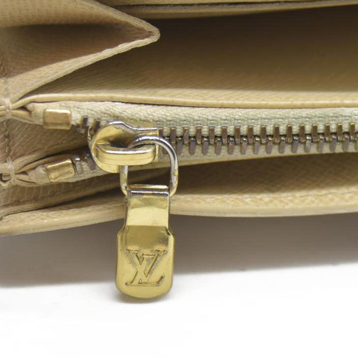 AUCTION $720 Louis Vuitton 2008 Damier Azur Pattern Sarah Wallet