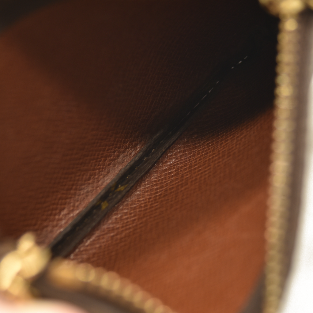 Louis Vuitton  Monogram Key Pouch  0360ET