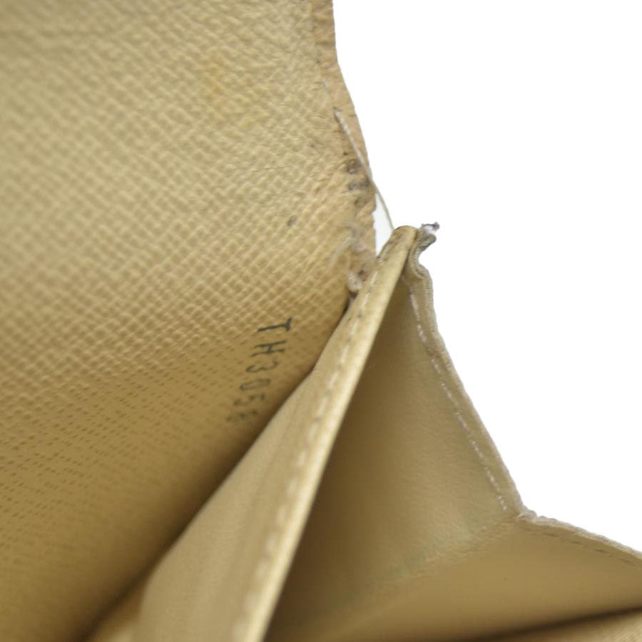 AUCTION $720 Louis Vuitton 2008 Damier Azur Pattern Sarah Wallet