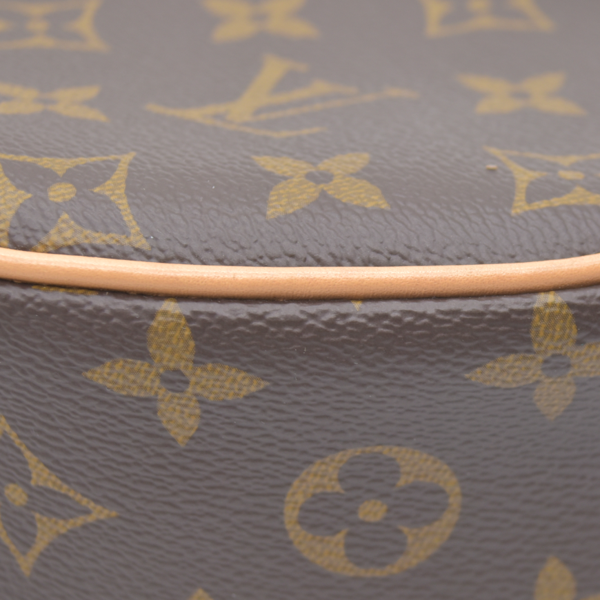 $2540 Louis Vuitton Monogram Loop Hobo Shoulder Bag RFID