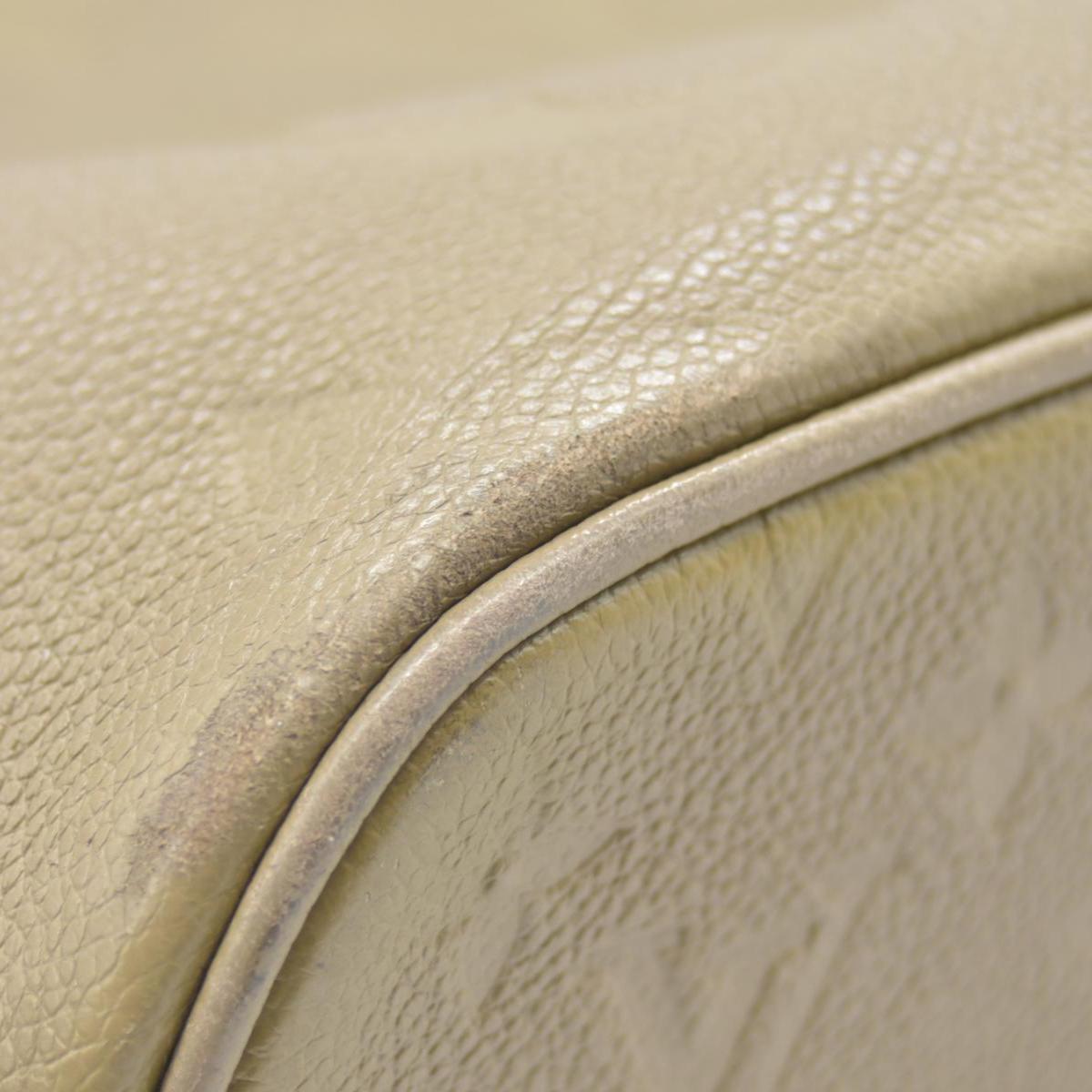 $2710 Louis Vuitton  Empreinte Monogram Giant Neverfull MM Tourterelle Tote