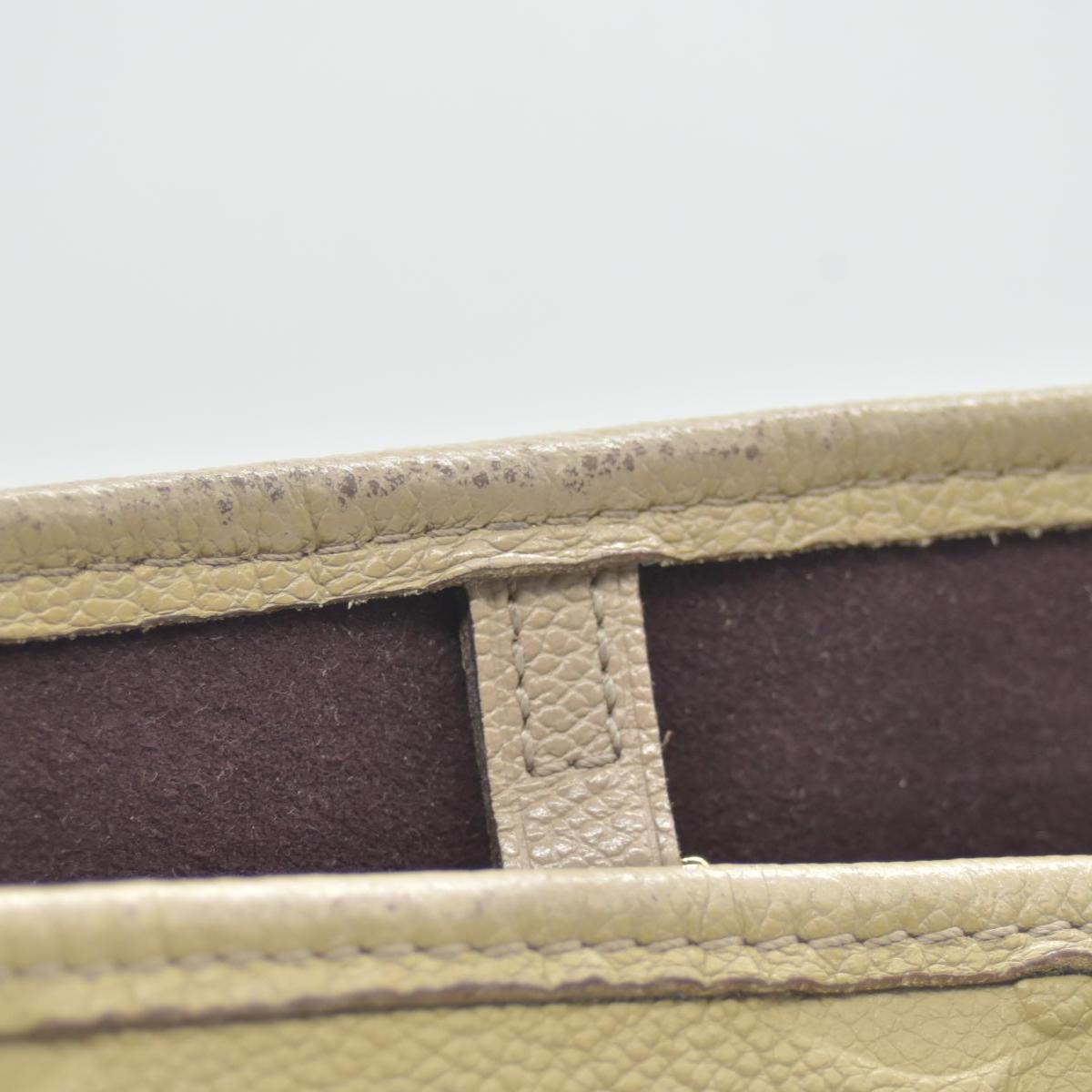 $2710 Louis Vuitton  Empreinte Monogram Giant Neverfull MM Tourterelle Tote