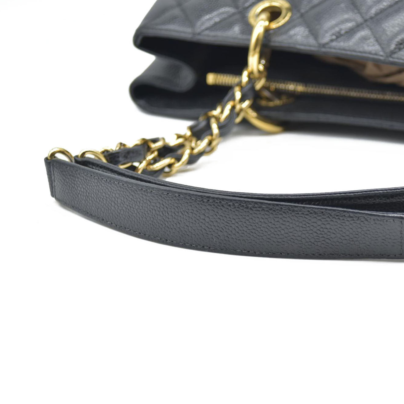 AUCTION $2900 Chanel  Caviar Quilted Grand Shopping Tote GST Black