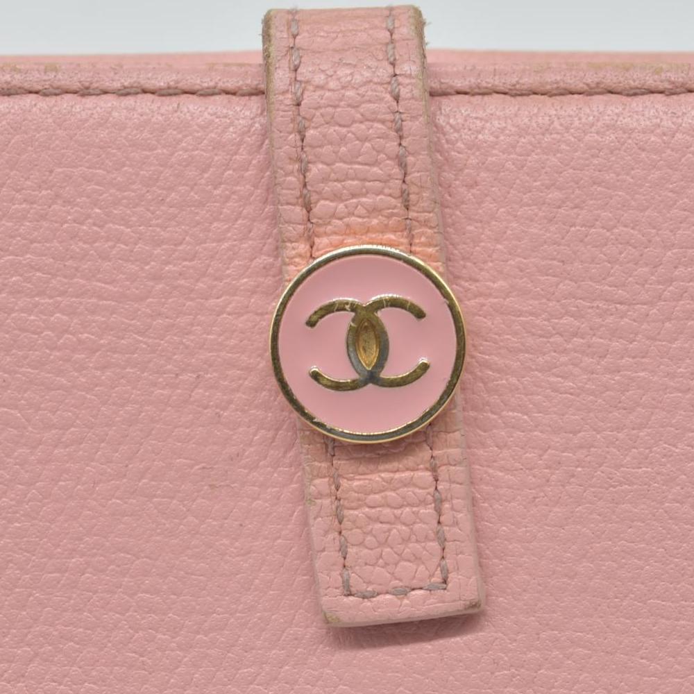 $1075 Chanel 2004 Grained Calfskin CC Button Long Wallet Pink CONSIGNMENT