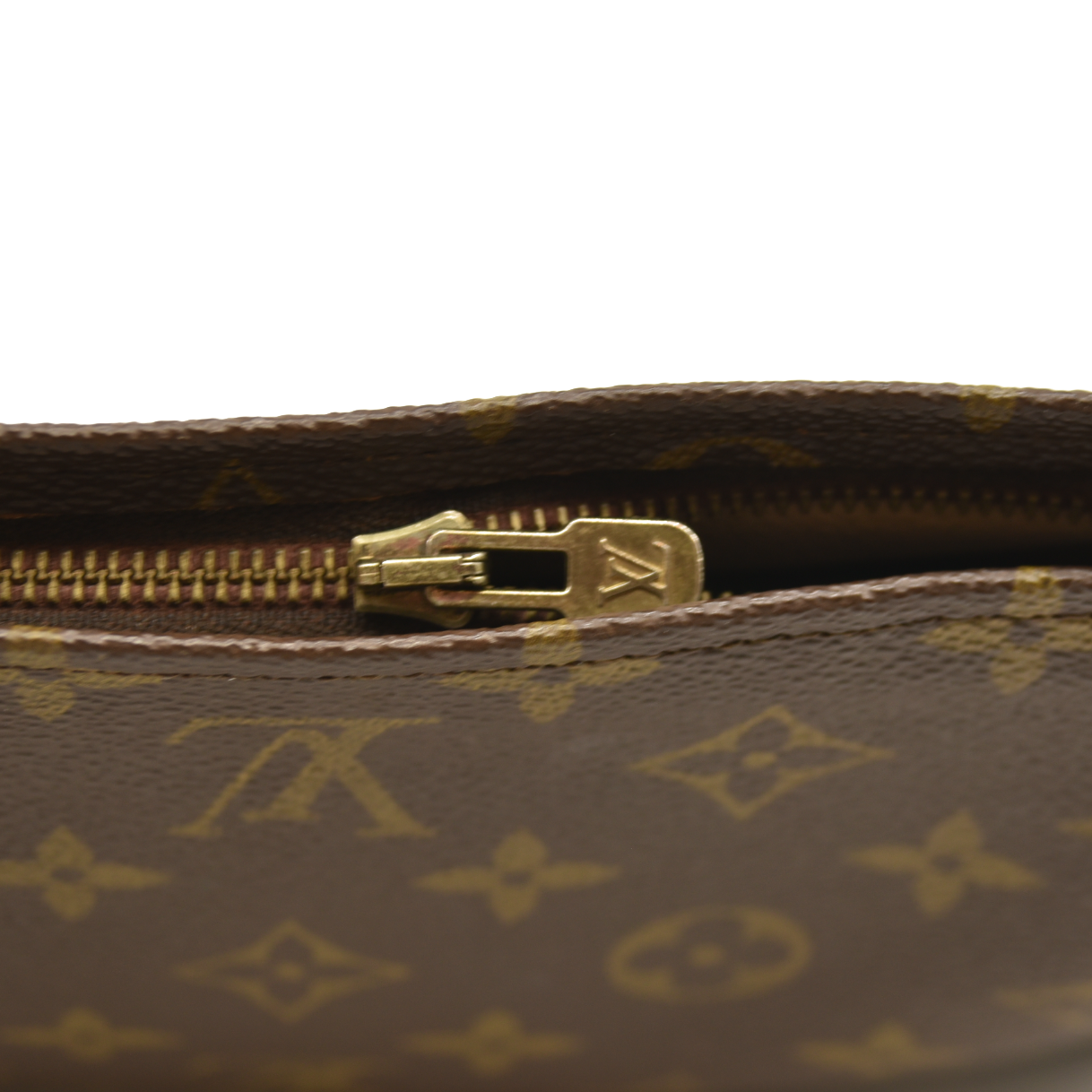 Louis Vuitton  Monogram Toiletry Pouch 26 842