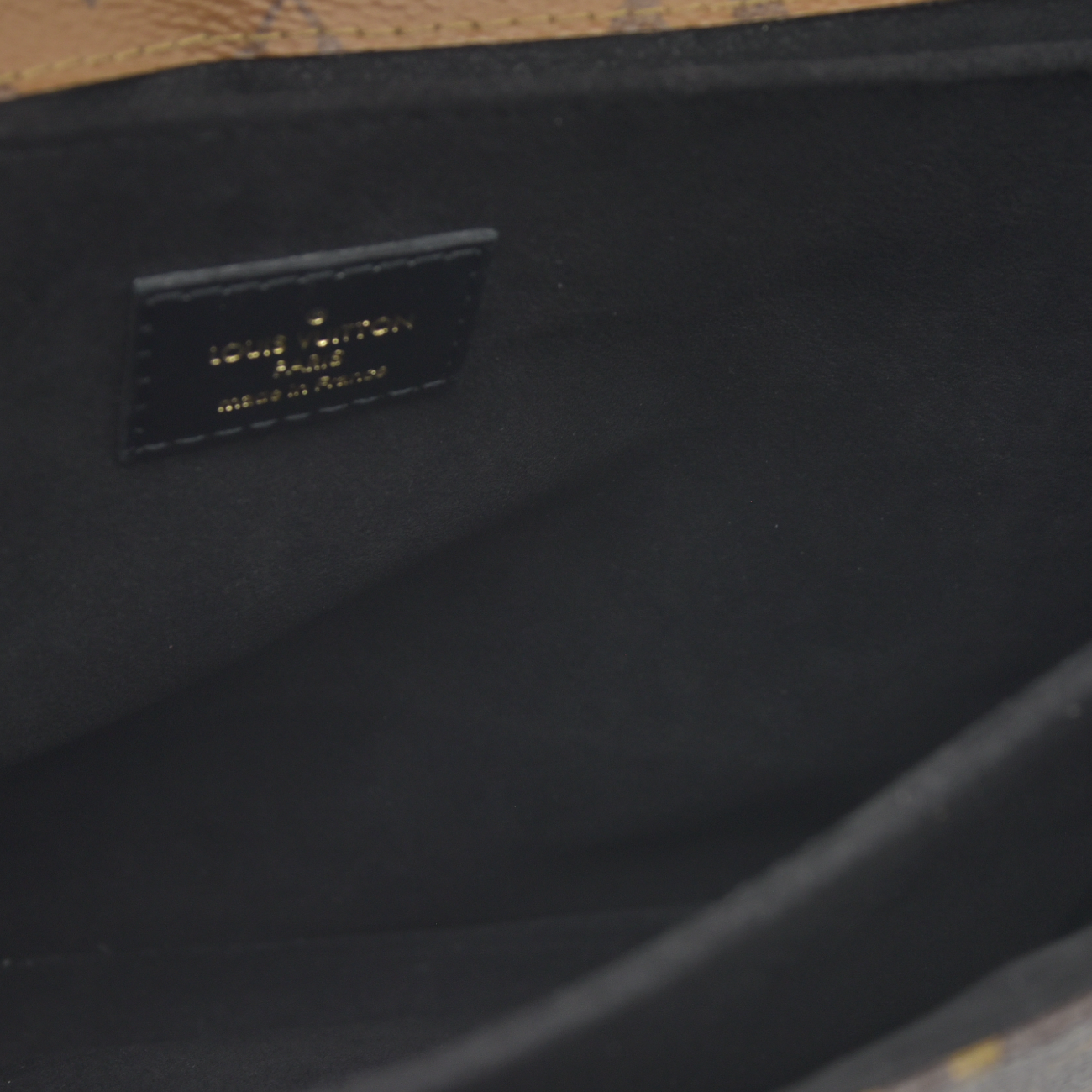 $2790 2017 Louis Vuitton Reverse Monogrm Giant Pochette Metis DR1117