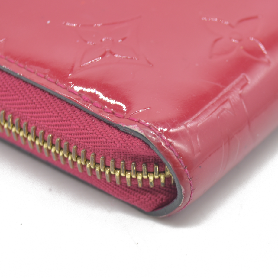 $1030 Louis Vuitton  Vernis Zippy Wallet Pink CA4183