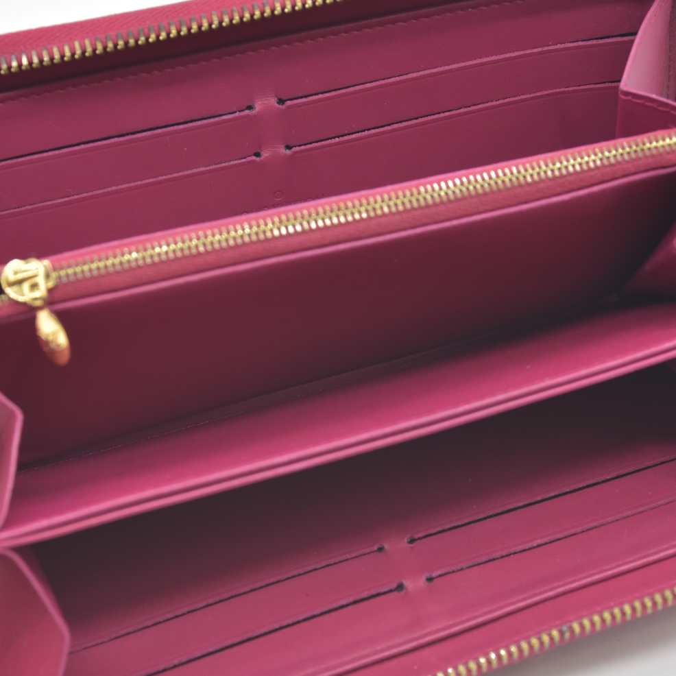 $1030 Louis Vuitton  Vernis Zippy Wallet Pink CA4183