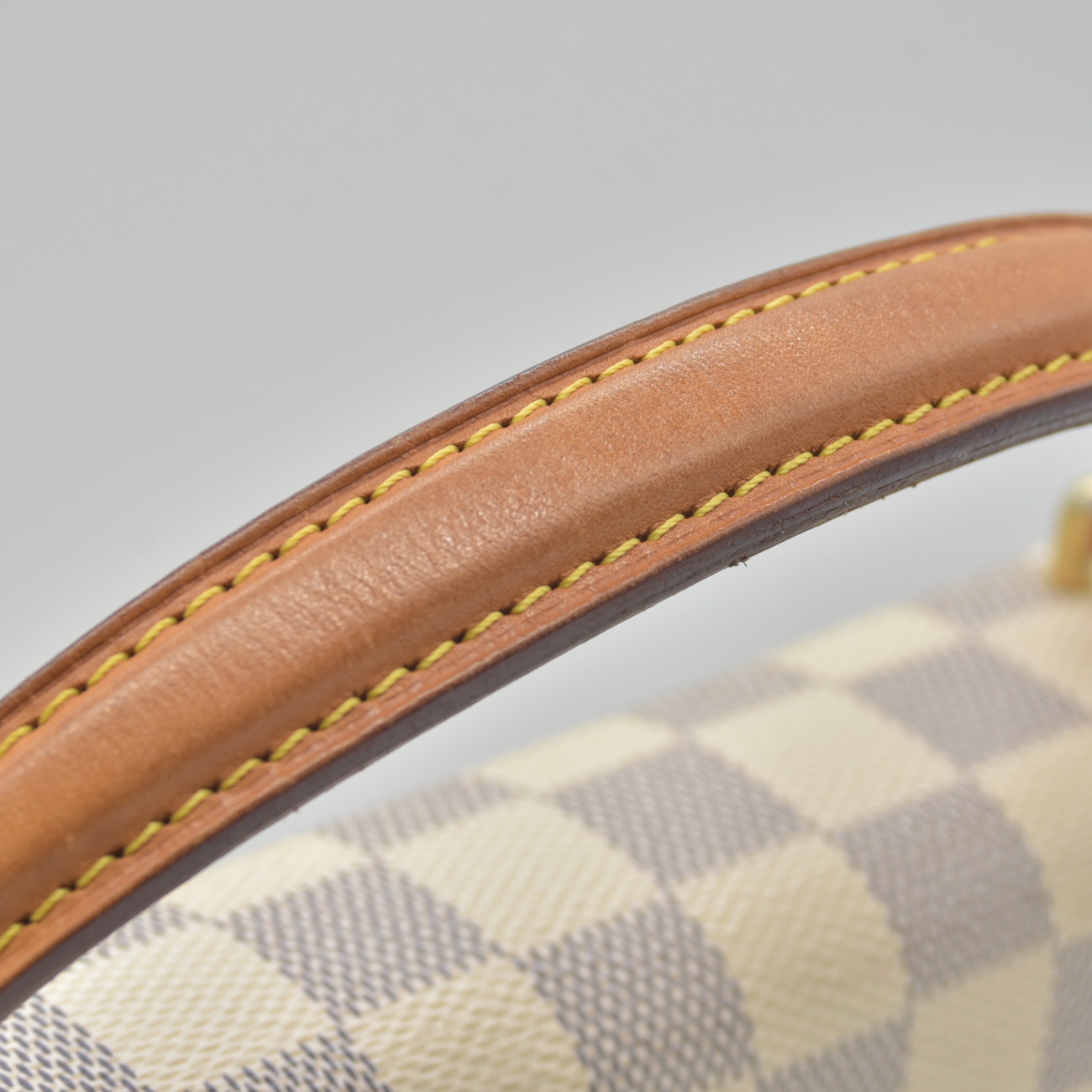$2000 2016 Louis Vuitton Damier Azur Croisette TR3116