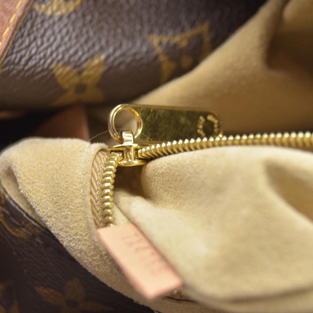 AUCTION $2950 Louis Vuitton LV Monogram Artsy MM TX4169