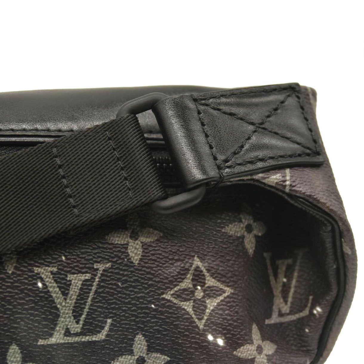 Louis Vuitton  Monogram Galaxy Discovery Bumbag MI4168