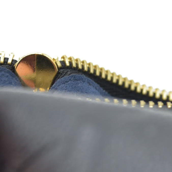 AUCTION $1200 Louis Vuitton  Empreinte Monogram Giant Neverfull MM Pochette Black