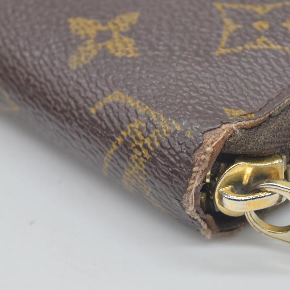 $915 2008 Louis Vuitton Monogram Zippy Wallet CONSIGNMENT CA4008