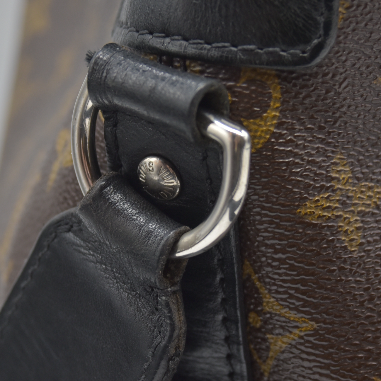 $1650 2014 LOUIS VUITTON  Monogram Macassar Torres Messenger SR0174