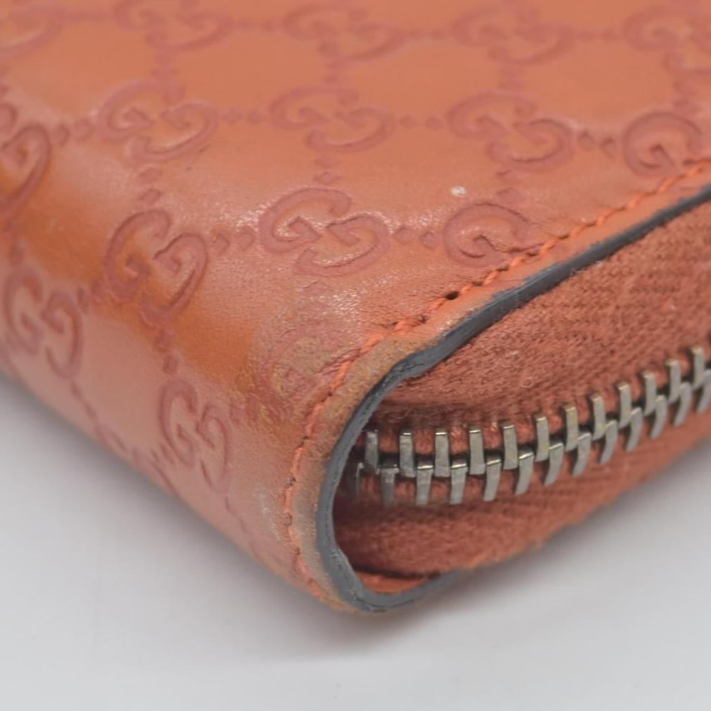 $720 Gucci Microguccissima Pattern Leather Zip Around Wallet CONSIGNMENT