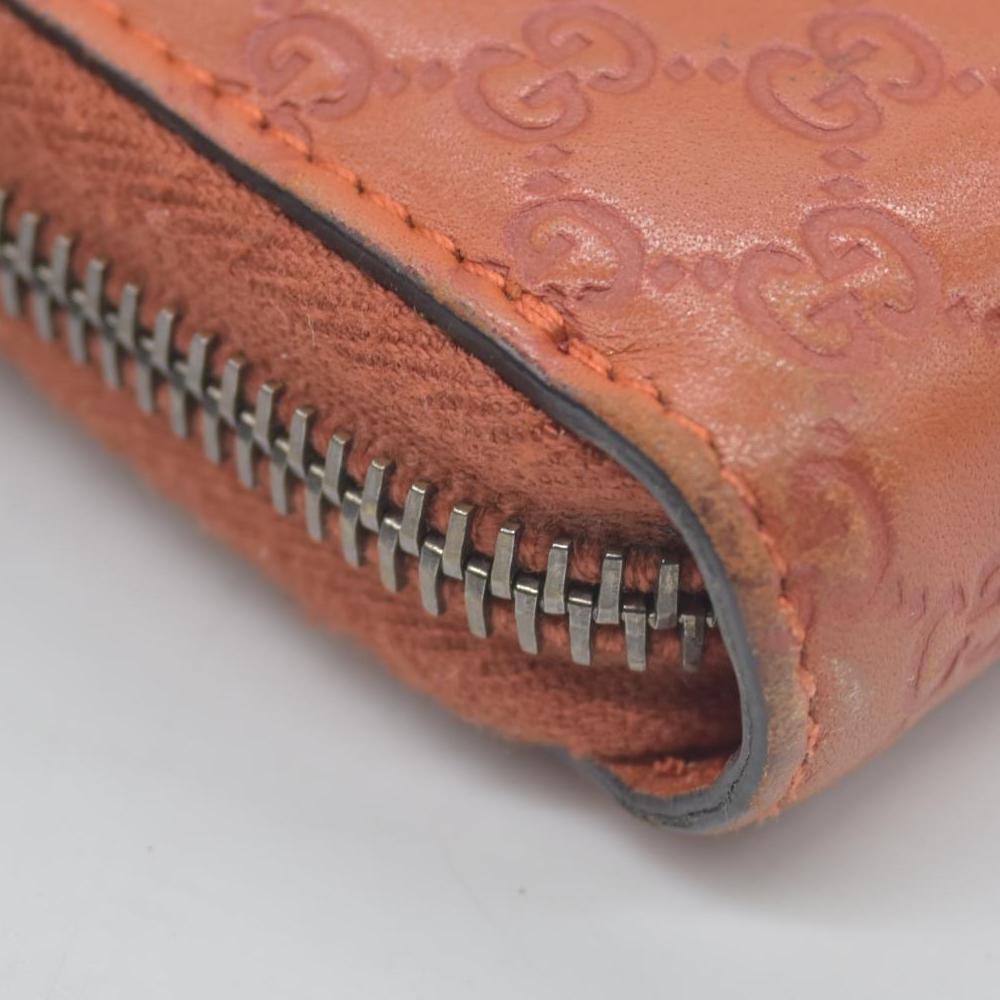 $720 Gucci Microguccissima Pattern Leather Zip Around Wallet CONSIGNMENT