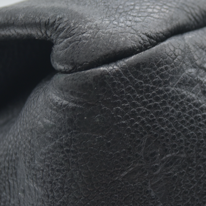 AUCTION $3800 Louis Vuitton  Empreinte Artsy MM Black CA1124