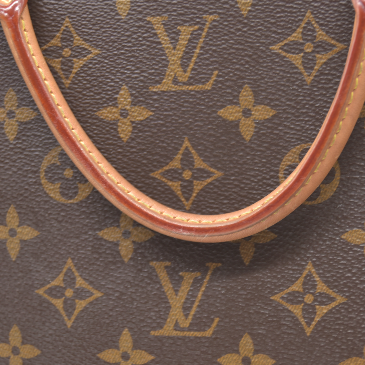 AUCTION $3050 Louis Vuitton LV Monogram Petit Palais