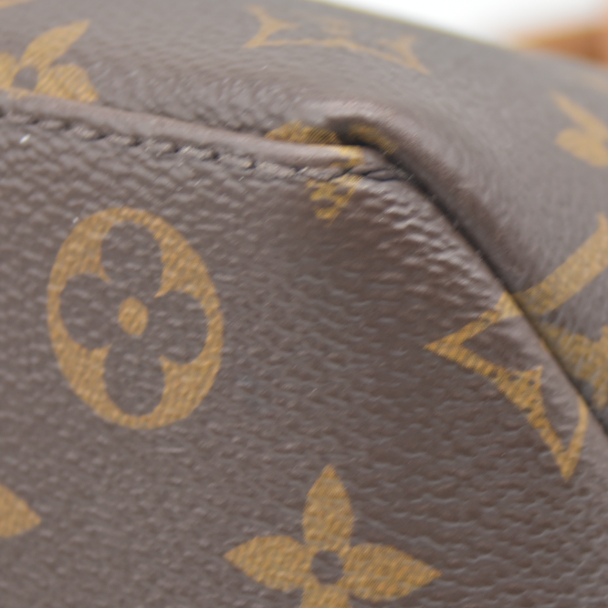 AUCTION $3050 Louis Vuitton LV Monogram Petit Palais