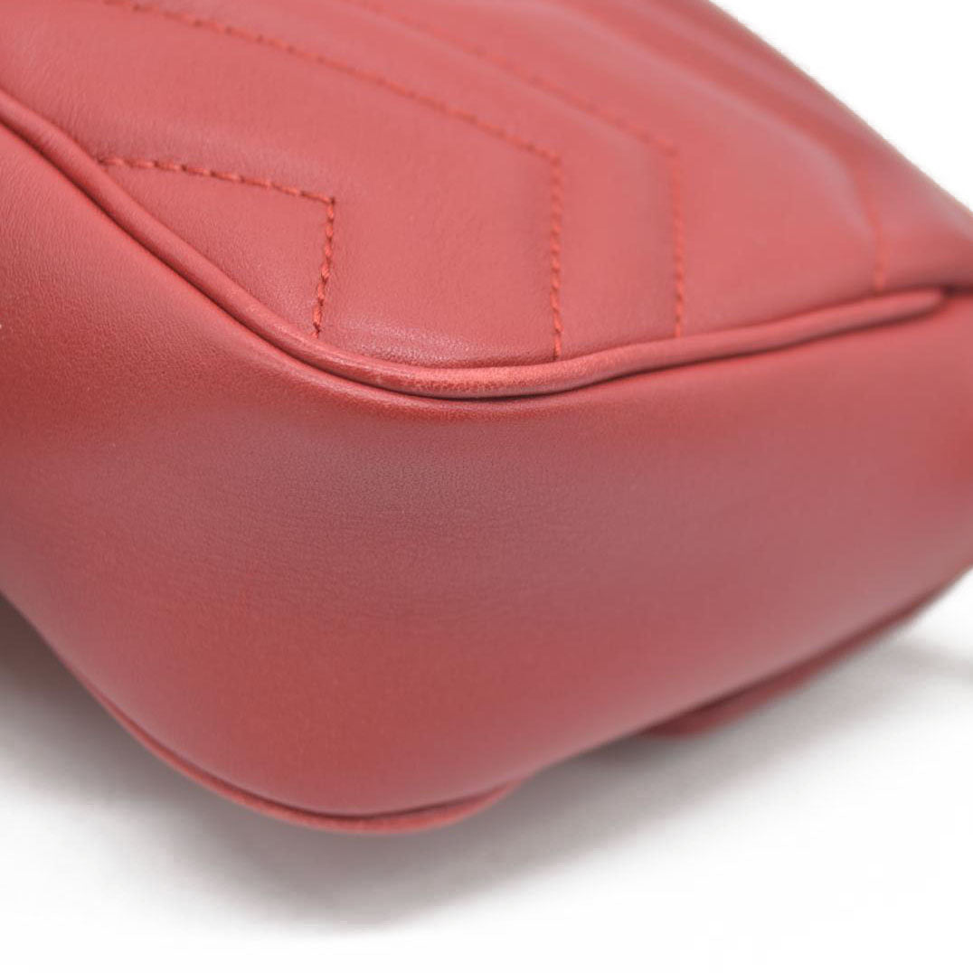 $1550 Gucci Leather Marmont Super Mini Red