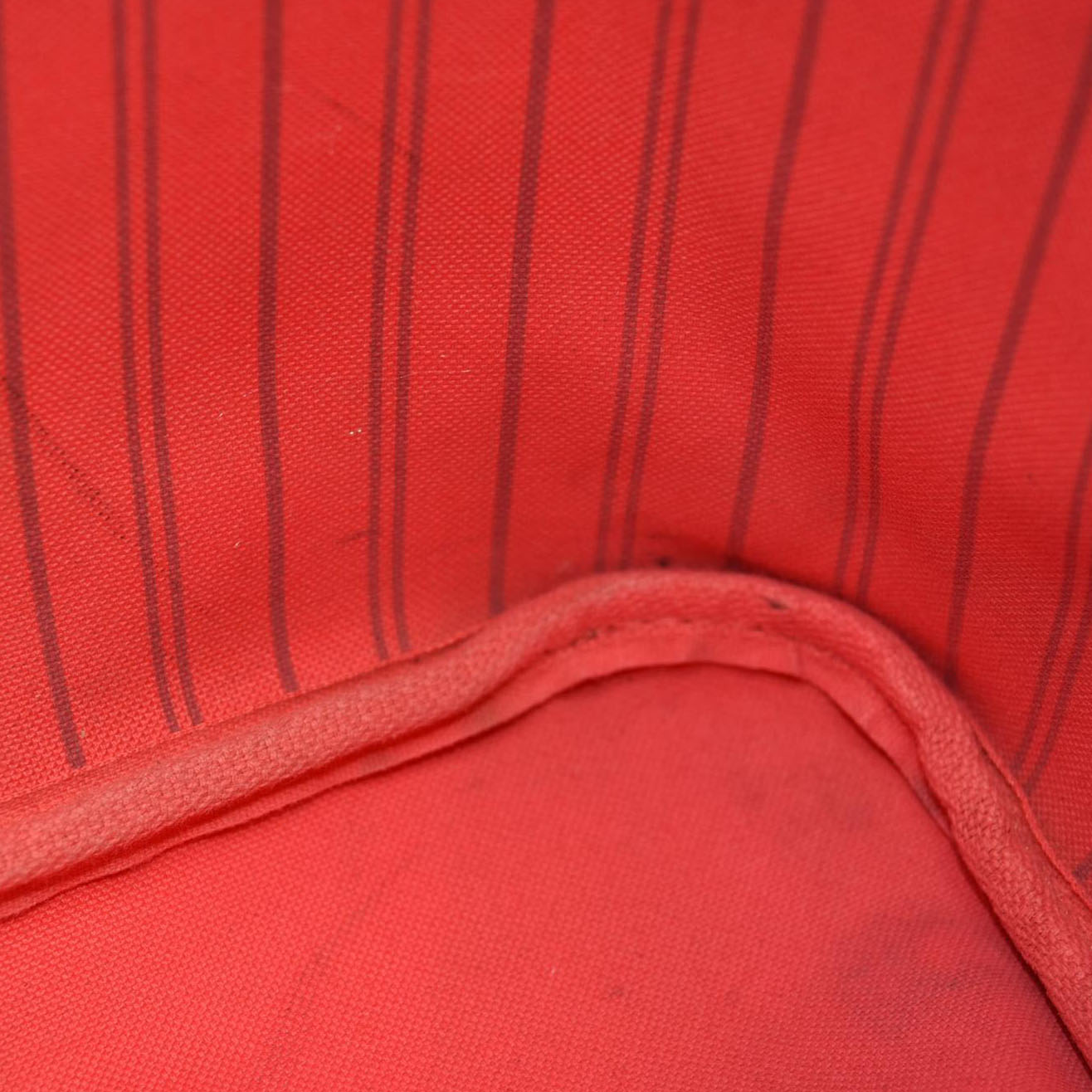 LOUIS VUITTON Monogram V Neverfull MM Grenade AR1185