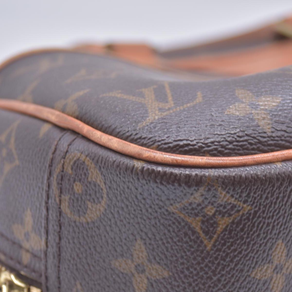 $1670 Louis Vuitton Monogram Trouville CONSIGNMENT
