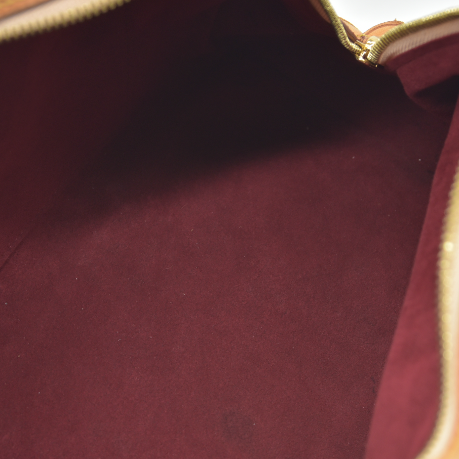 $2410 Louis Vuitton Multicolore Monogram Claudia