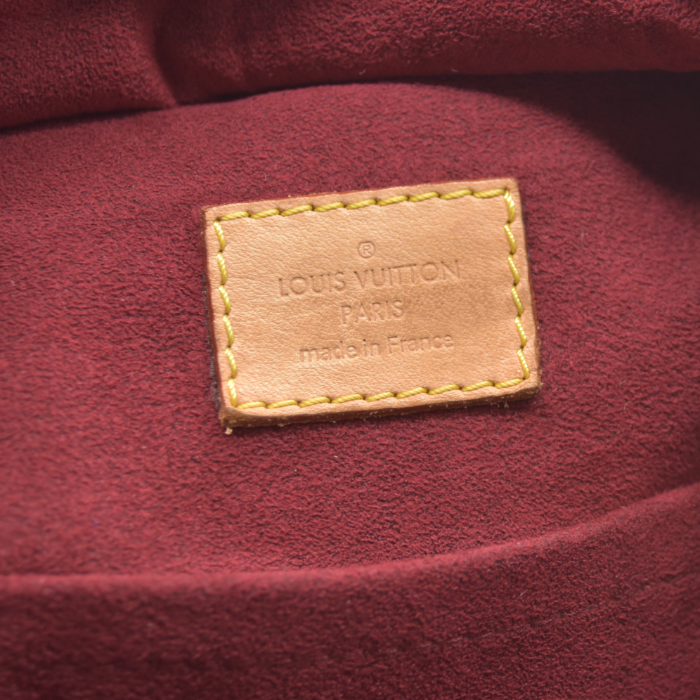 $2410 Louis Vuitton Multicolore Monogram Claudia