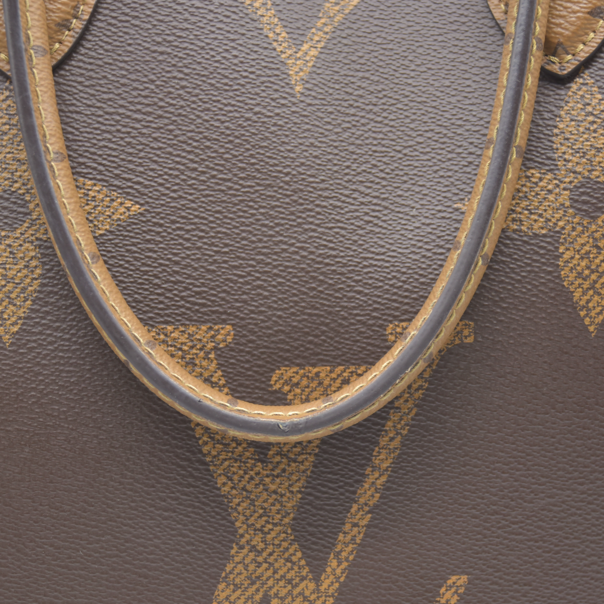 $3450 Louis Vuitton Monogram Reverse Giant OnTheGo GM