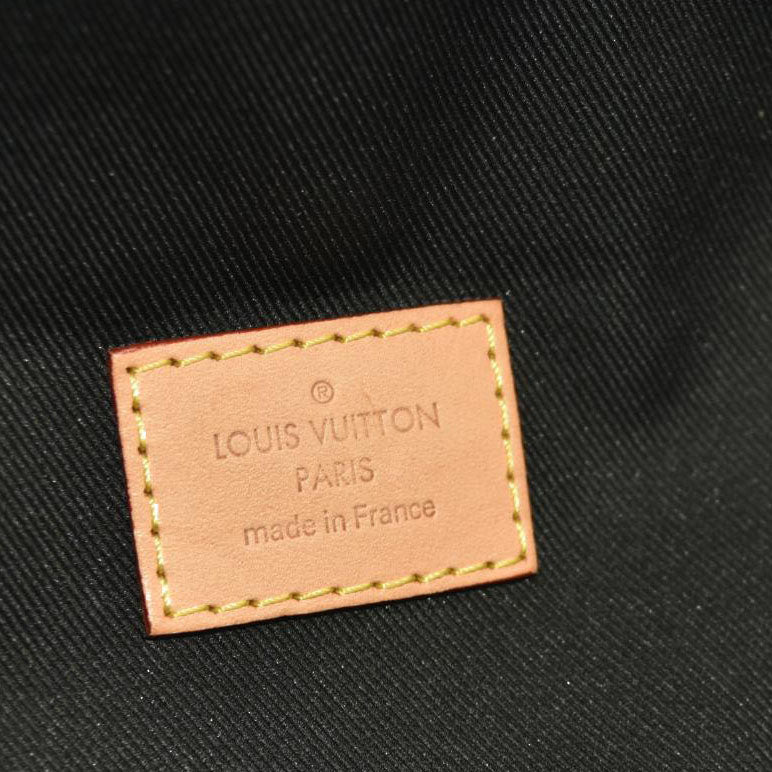 Louis Vuitton  Monogram Bumbag MI3119