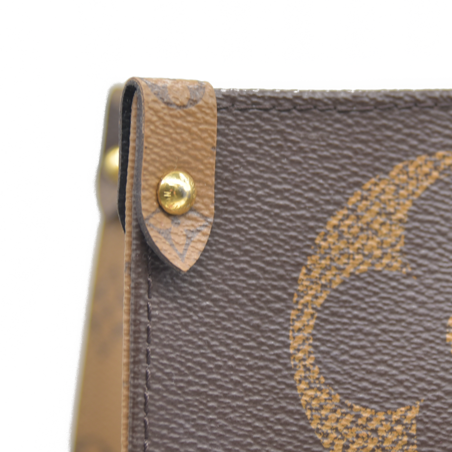 $3450 Louis Vuitton Monogram Reverse Giant OnTheGo GM