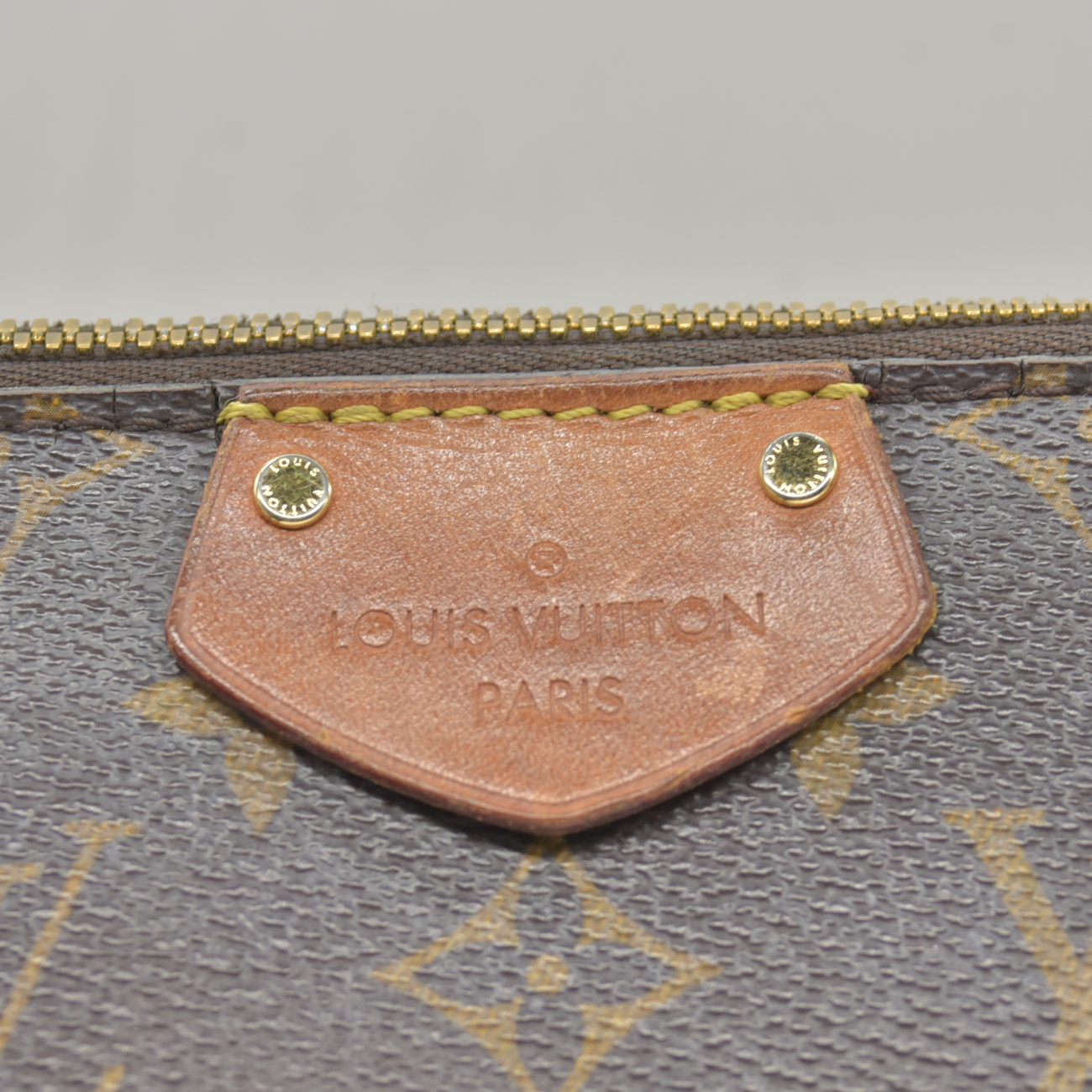 $1540 2015 Louis Vuitton Turenne MM Monogram FL1105
