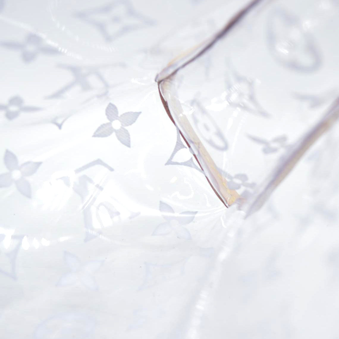 $1320 Louis Vuitton  Monogram Large Toilet Pouch 26 Translucent