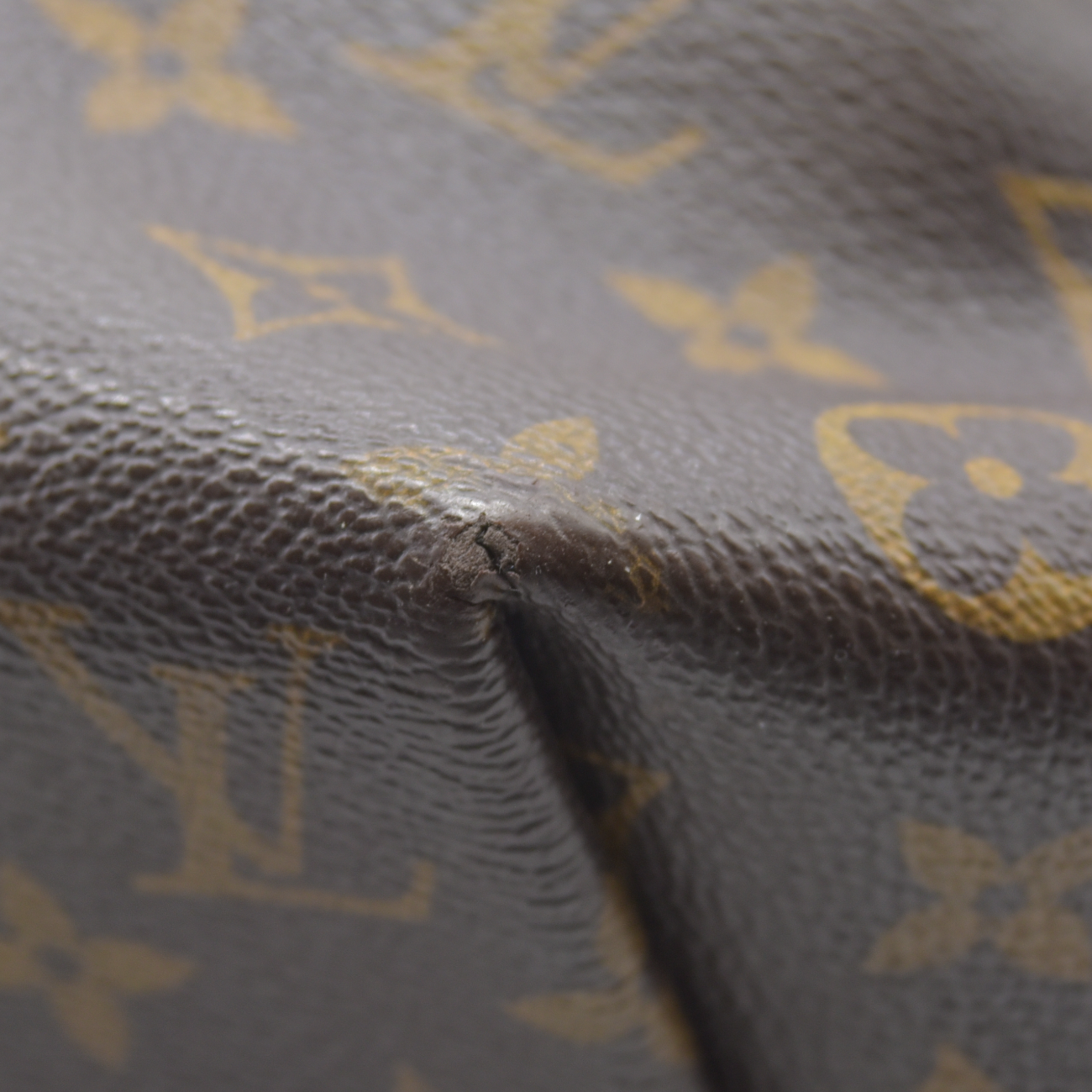 $1540 2015 Louis Vuitton Turenne MM Monogram FL1105