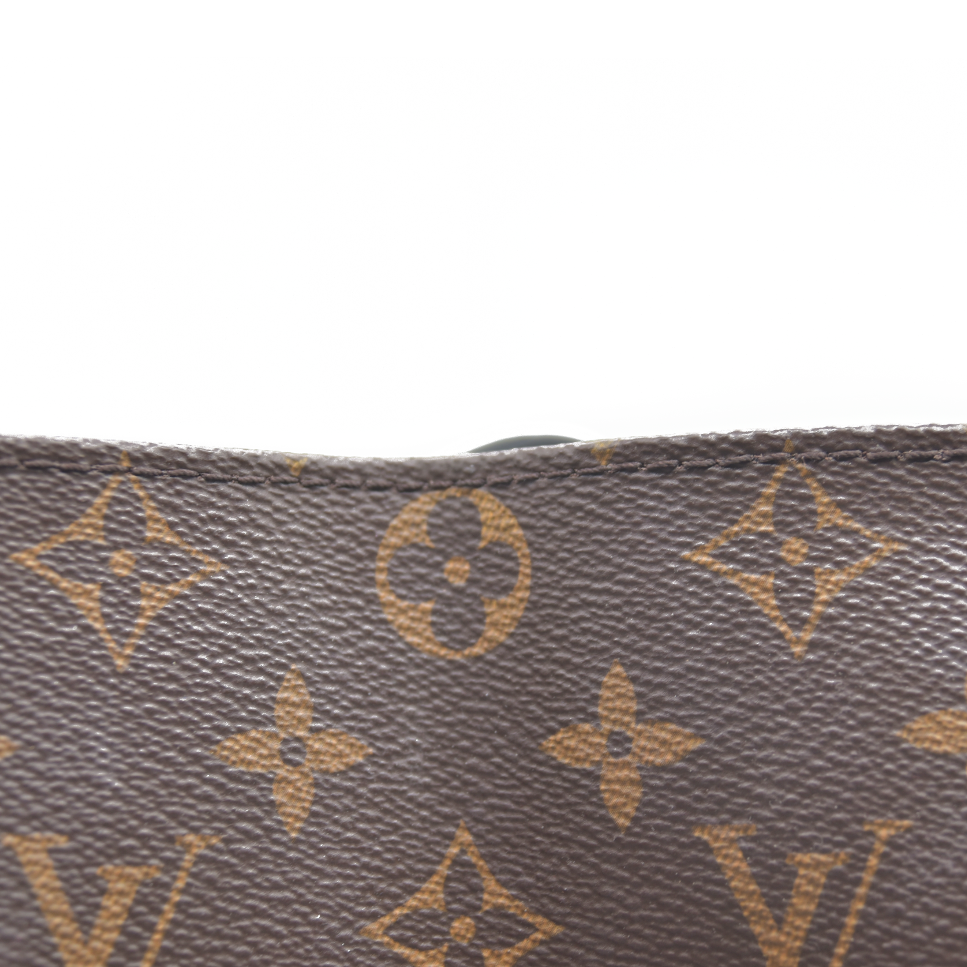 $3450 Louis Vuitton Monogram Reverse Giant OnTheGo GM