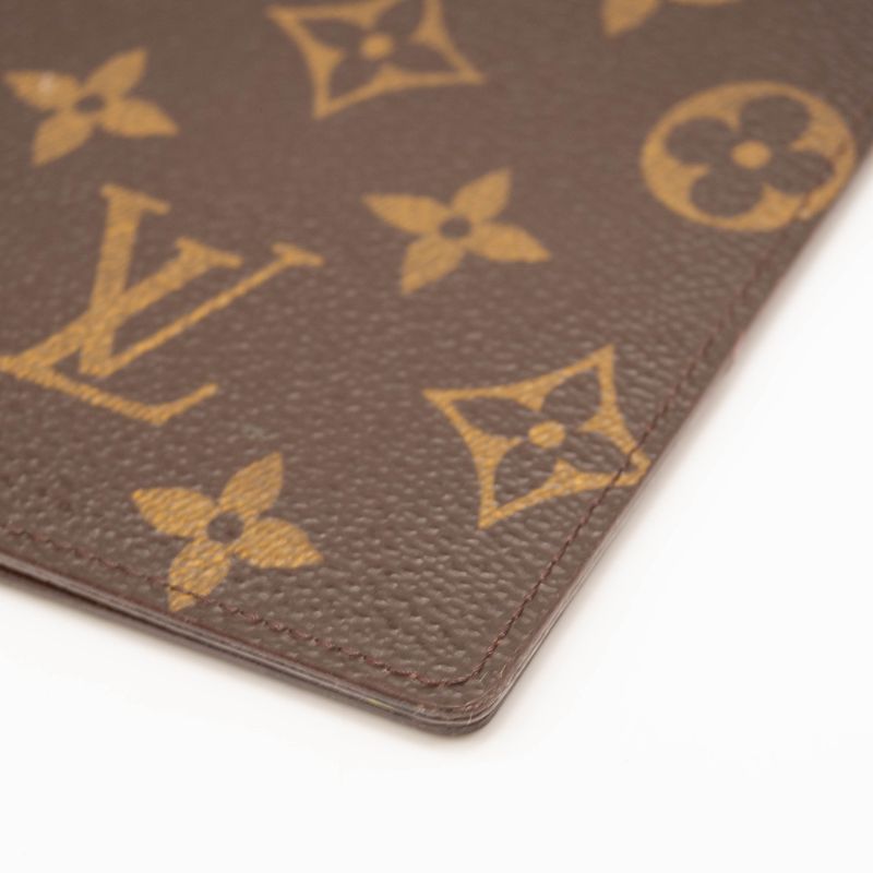 Louis Vuitton Passport Cover Brown Monogram Canvas Clutch